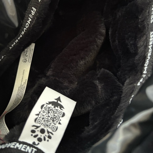 NWOT Free People FP Movement Supernova Puffer Trapper - Picture 8 of 13